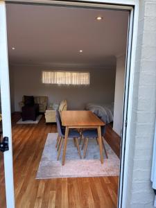 Killarney at Old Erowal Bay