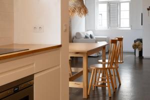 Casa do Pisão - Cosy and Modern Two-Bedroom Townhouse