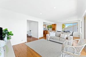 Blissful Batehaven Views managed by Batemans Bay Accom