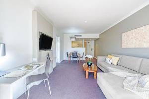 Double Slice of Paradise Waterfront Resort Living