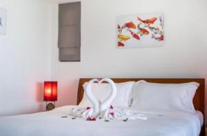 Luxury Penthouse with Private Pool at View Phuket F9