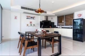 Luxury Penthouse with Private Pool at View Phuket F9