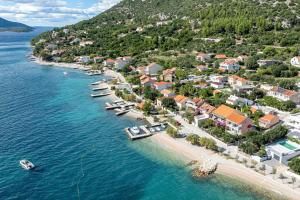 Apartments by the sea Viganj, Peljesac - 15341