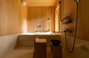 OMOYA総領 時を紡ぐ茅葺きの宿 - Thatched inn that spins time -