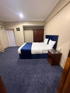 ليالي السحاب للشقق المخدومة - حي النزهه-