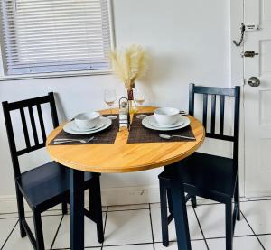 Quiet Miami Stay Perfect for Work, Relax, or party