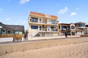 Awesome On The Strand, Hermosa Beach Property