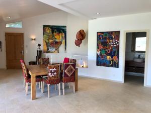 Villa in La Croix-Valmer with Sea Views