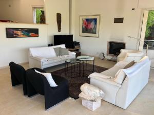 Villa in La Croix-Valmer with Sea Views