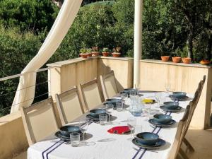 Villa in La Croix-Valmer with Sea Views