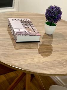 Loft novo, bem localizado, decorado em alto padrão