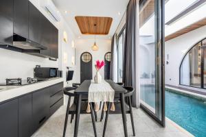 Casa Santisya 4 by Orivista , 4min beach