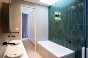 Solmare, North Bondi IH