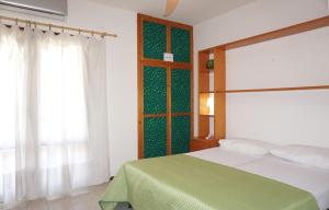 Lovely villa with a private garden