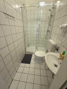Budget Friendly 2BR Apartment with Great Location