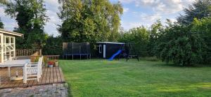 Lovely Bright Summer House Close To The Beach