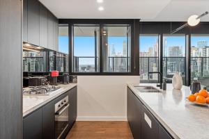 Complete Host Flagstaff Hill Apartments