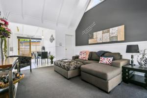 Creek Cottage Bed and Breakfast Traralgon