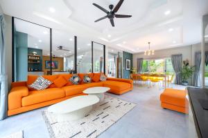 Exclusive & Private! Elegant Two-Storey Pool Villa Anong in Kamala