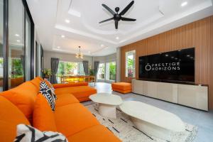 Exclusive & Private! Elegant Two-Storey Pool Villa Anong in Kamala