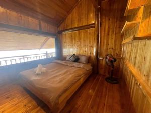 Bees Homestay Sapa & Trekking