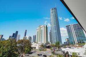 Surfers Riverview Retreat Free Parking Netflix