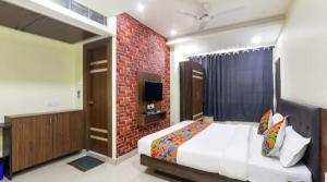 The Kumar inn