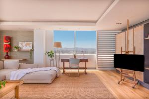 Blouberg Penthouse with Pool by HMH Horizon Bay 1701