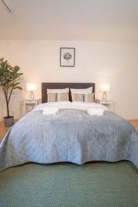 Calm Linné Home Steps from Haga - Fully Equipped Apt