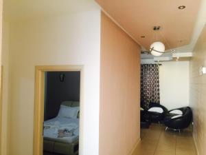 Godija Hotel & Suites