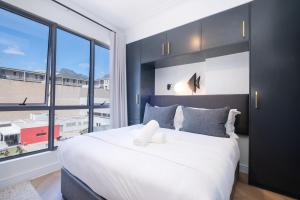 Modern Studio at The Valour with City Views