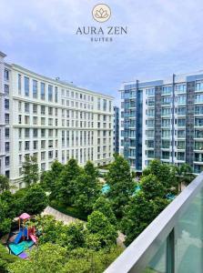 Big Studio Unit in Newport near NAIA w Balcony
