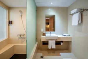 Cross Vibe Paasha Atelier Bali Kuta