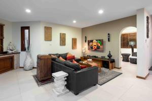 Panoramic sea view North cost bophut night market