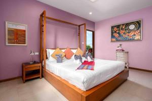 Panoramic sea view North cost bophut night market