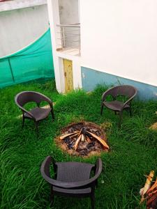 Private 3BHK Villa with a Parking, WiFi, BBQ