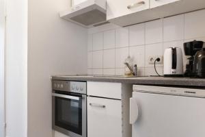 Beautiful 1BR Apartment by Westbahnhof Station Great for Longstays