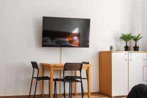 Beautiful 1BR Apartment by Westbahnhof Station Great for Longstays