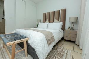 Sandton Luxury Apartment, 82 Via Arrezio