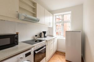 Homely 5 Person Apartment in Amager