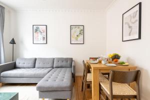 Homely 5 Person Apartment in Amager