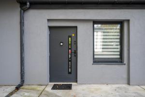 Łódź Urban Serenity Studio #10 by BookingHost