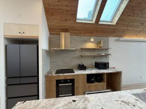 Echowoods 4-bed, 4-bath, 6-person Japanese Bath, Fireplace