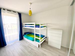 Playabella, 3 pièces, clim, piscine, plage villeroy, parking