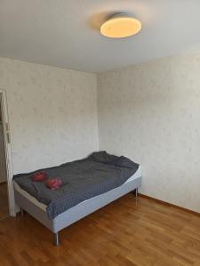 Nice and cloce to the airport 75m2 app