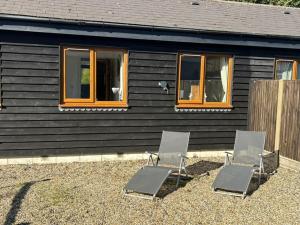 Brook Farm Cottage - Parking for 2 cars