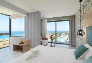 Leonardo Crystal Cove Hotel & Spa – Adults only