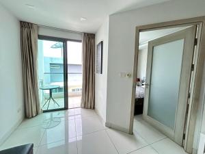 Water Park Condominium 826