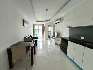 Water Park Condominium 826