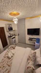 Stylish Studio Retreat- Inside Kunste Hotel